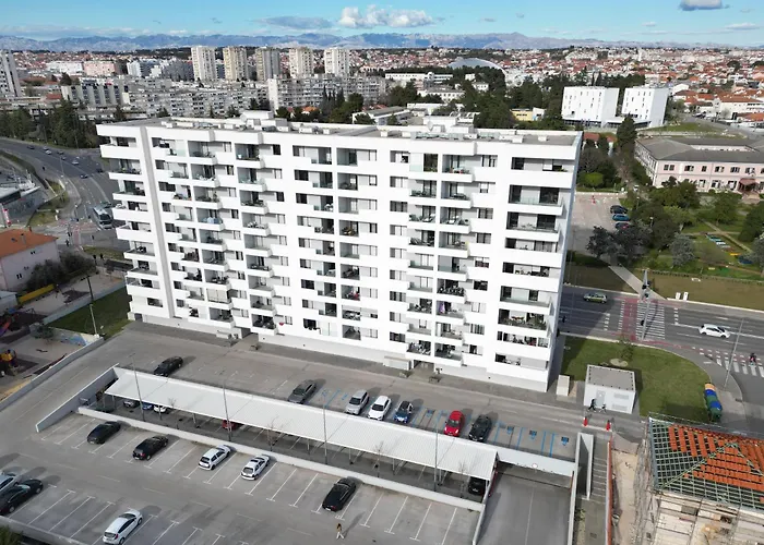 K&P - Zadar Luxurious Retreat - Brand New !!