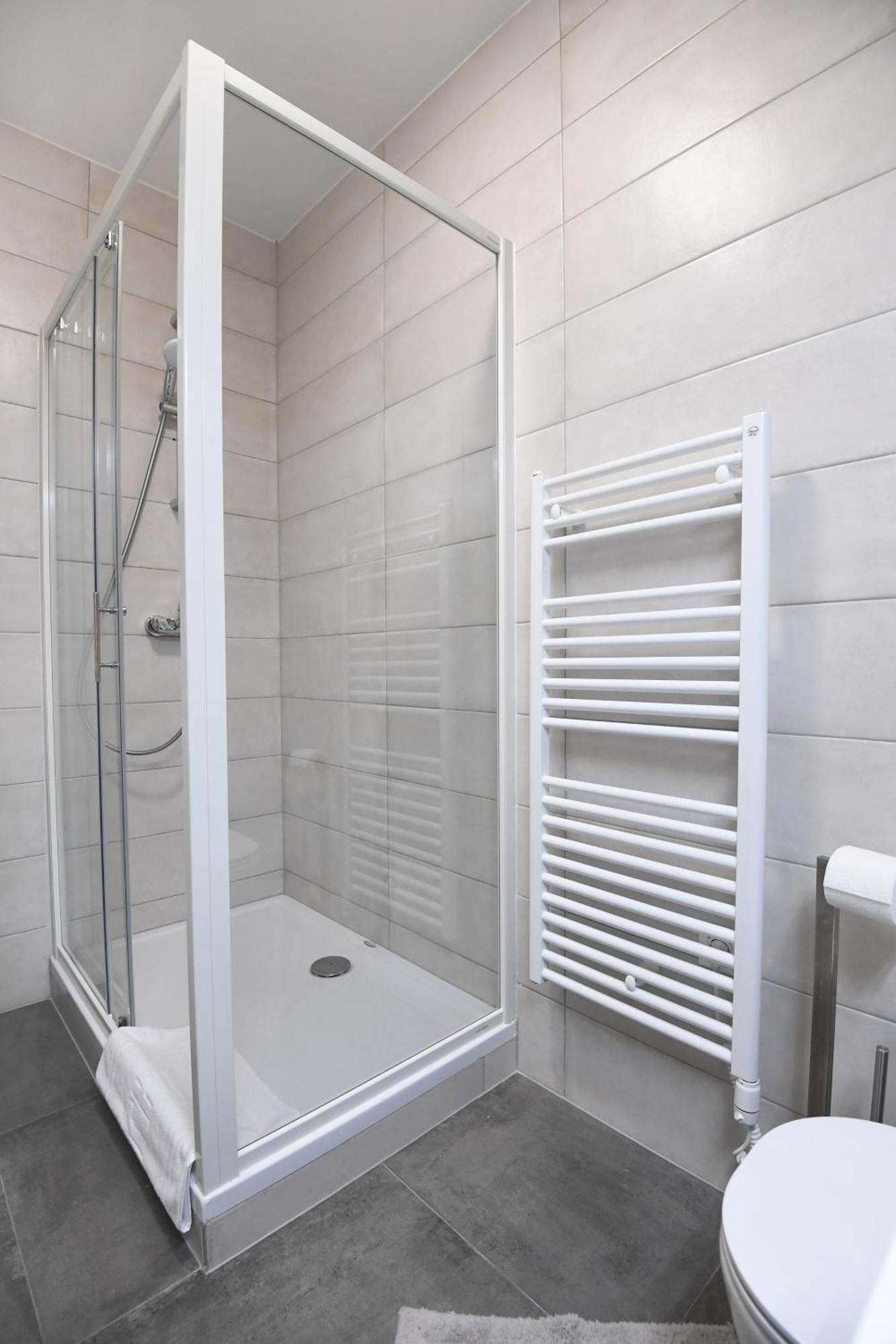 Apartma K&p - Luxurious Retreat - Brand New !! *
